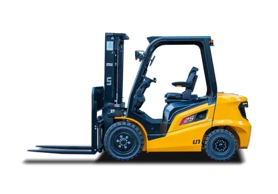 targonca UN Forklift