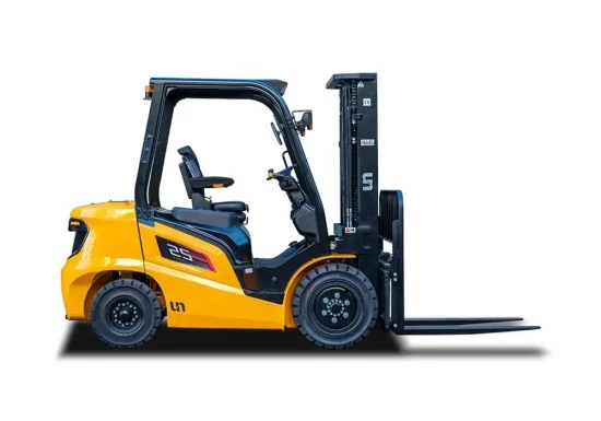 targonca UN Forklift