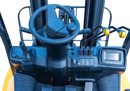 targonca UN Forklift