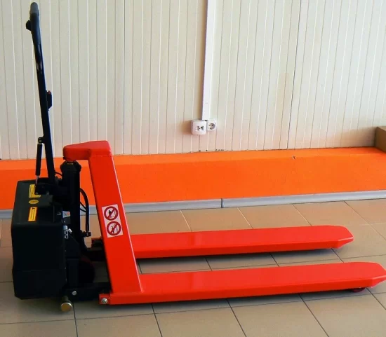LIFTEX Scissor 1008Е elektromos raklapemelő