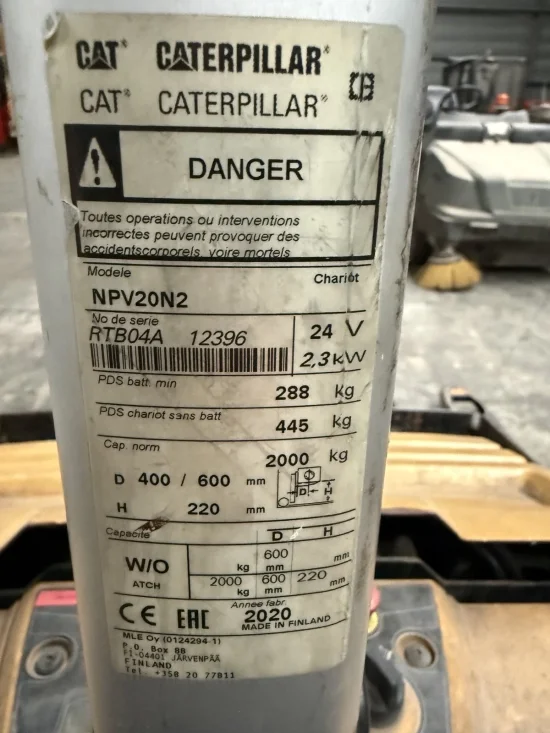 CATERPILLAR elektromos raklapemelő