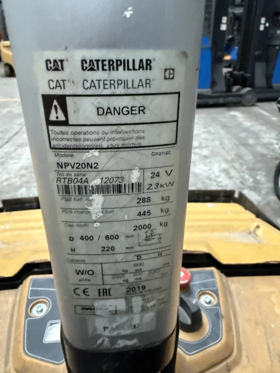 CATERPILLAR elektromos raklapemelő