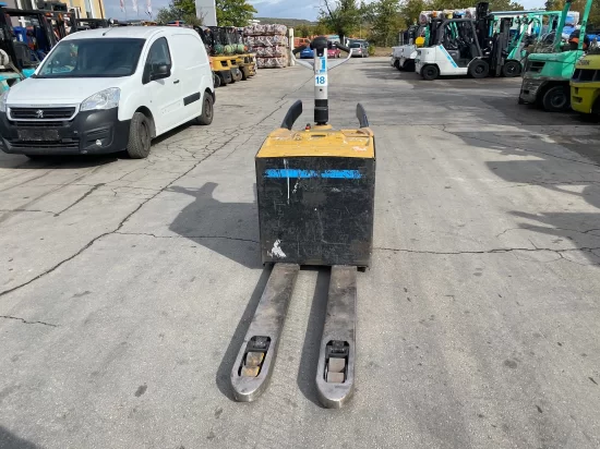 CATERPILLAR elektromos raklapemelő