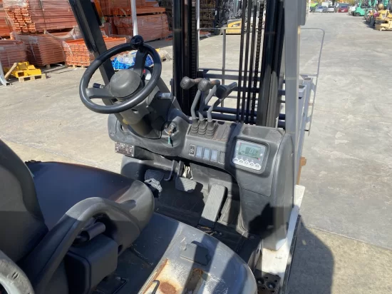 targonca NISSAN/UNICARRIERS