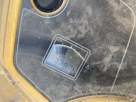CATERPILLAR elektromos raklapemelő