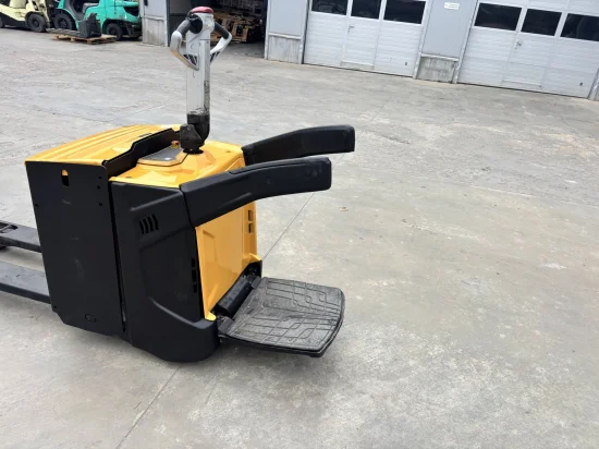 CATERPILLAR elektromos raklapemelő